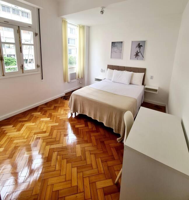 Seu Segundo Lar Em Copacabana! Apartamento *