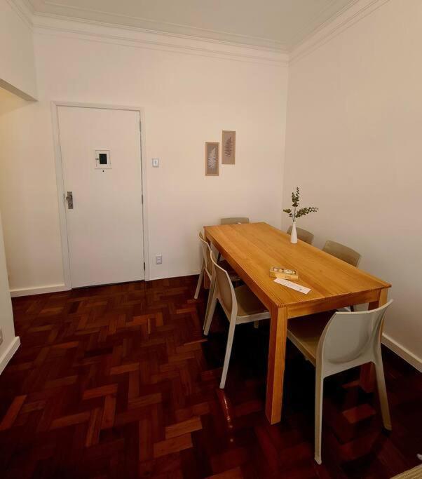 Seu Segundo Lar Em Copacabana! Apartment